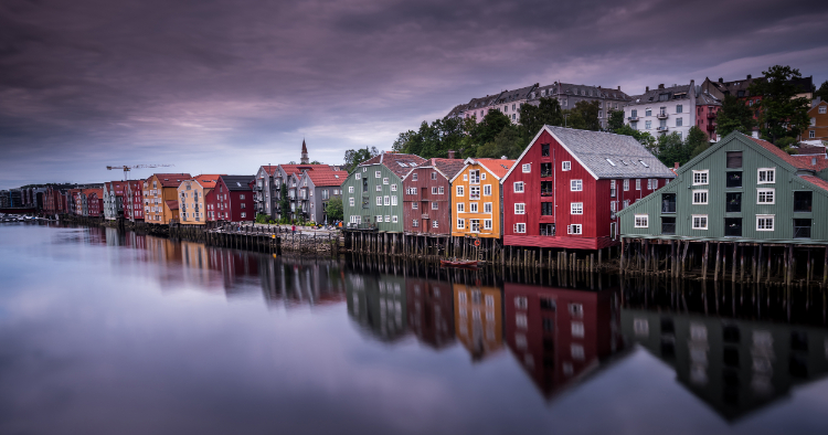 The Cold Paradise of The World ; Norway